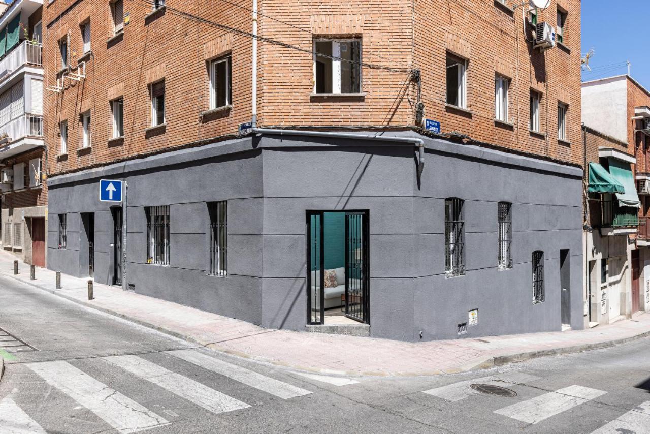 Plaza De Castilla Apartments Madrid Exterior photo