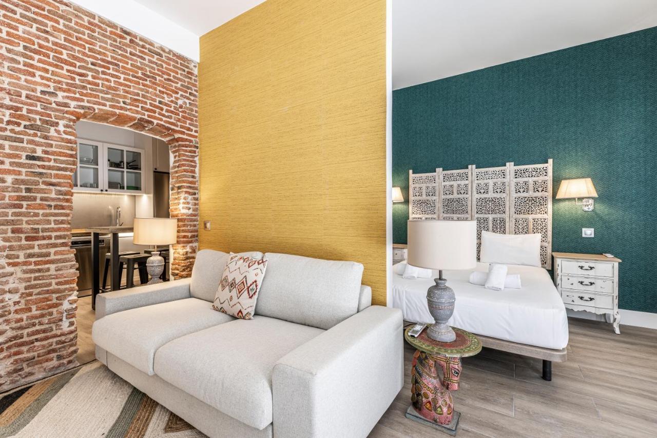 Plaza De Castilla Apartments Madrid Exterior photo