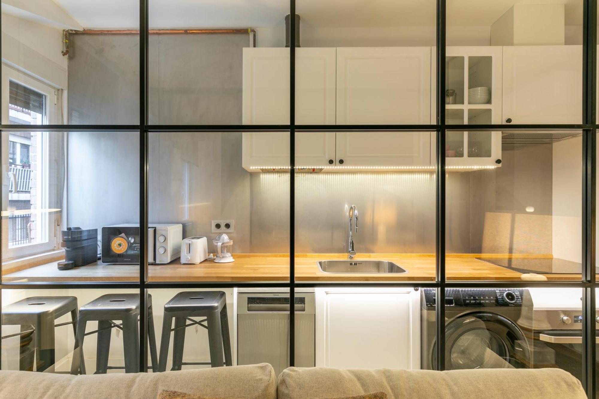 Plaza De Castilla Apartments Madrid Exterior photo