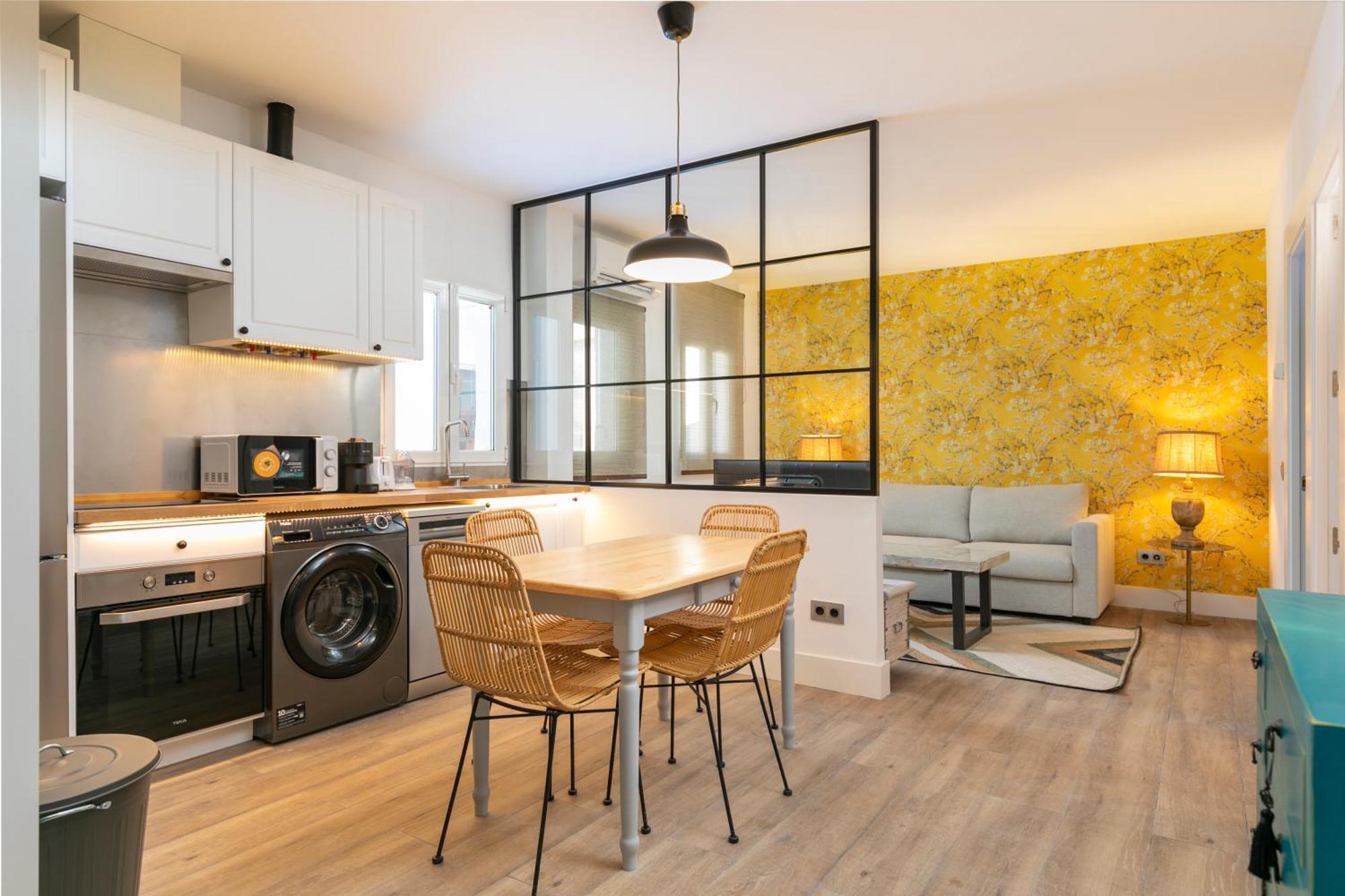 Plaza De Castilla Apartments Madrid Exterior photo