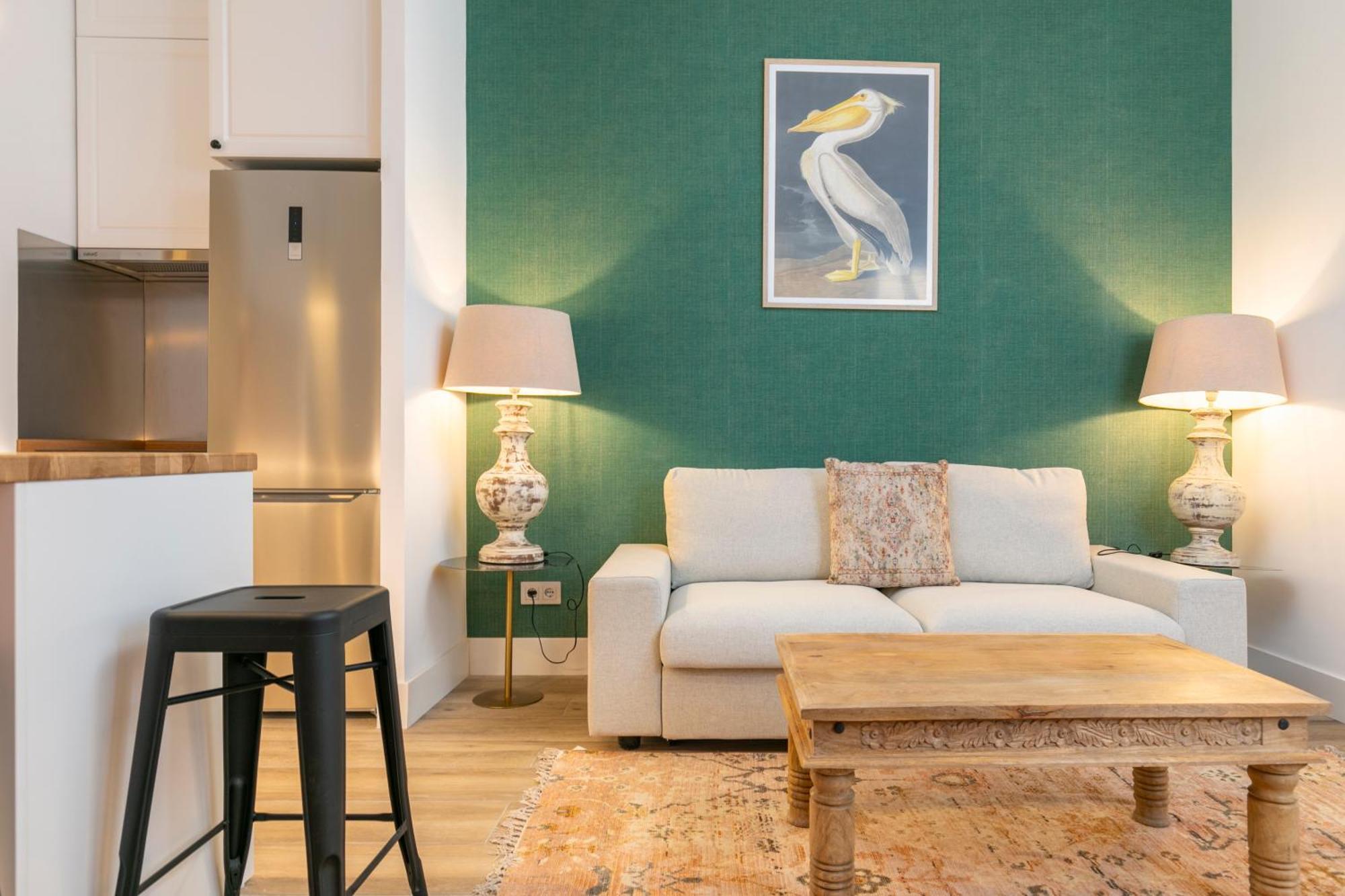 Plaza De Castilla Apartments Madrid Exterior photo