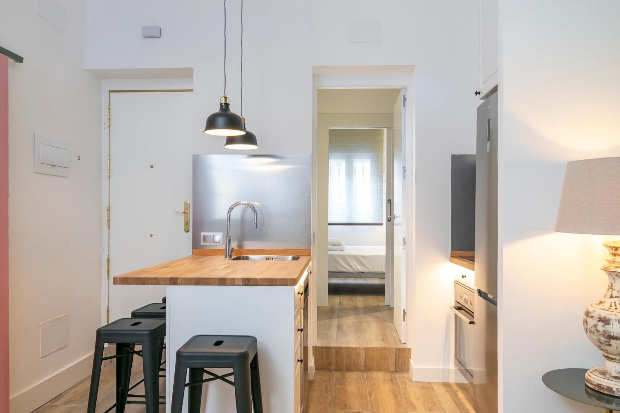 Plaza De Castilla Apartments Madrid Exterior photo